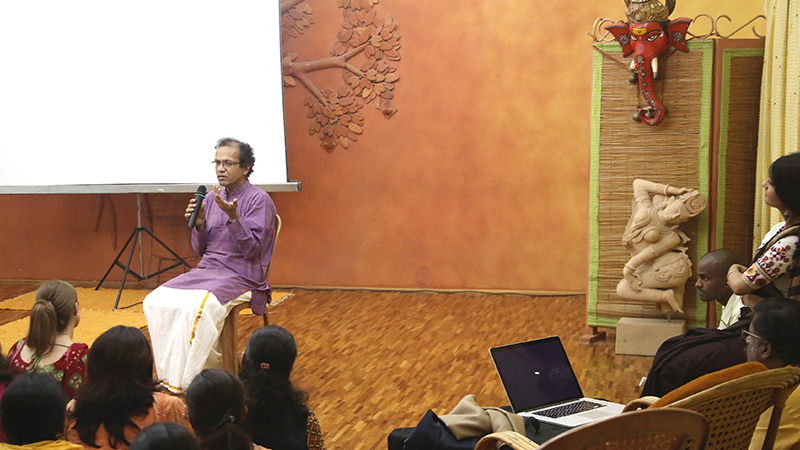 Chitraranga - by Shatavadhani Dr. R Ganesh